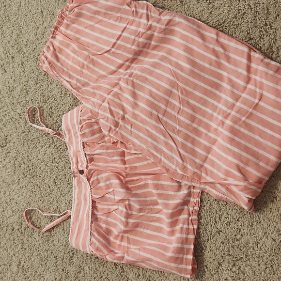 Old Navy Pink and White Stripped Pajamas Small - Picture 1 of 2
